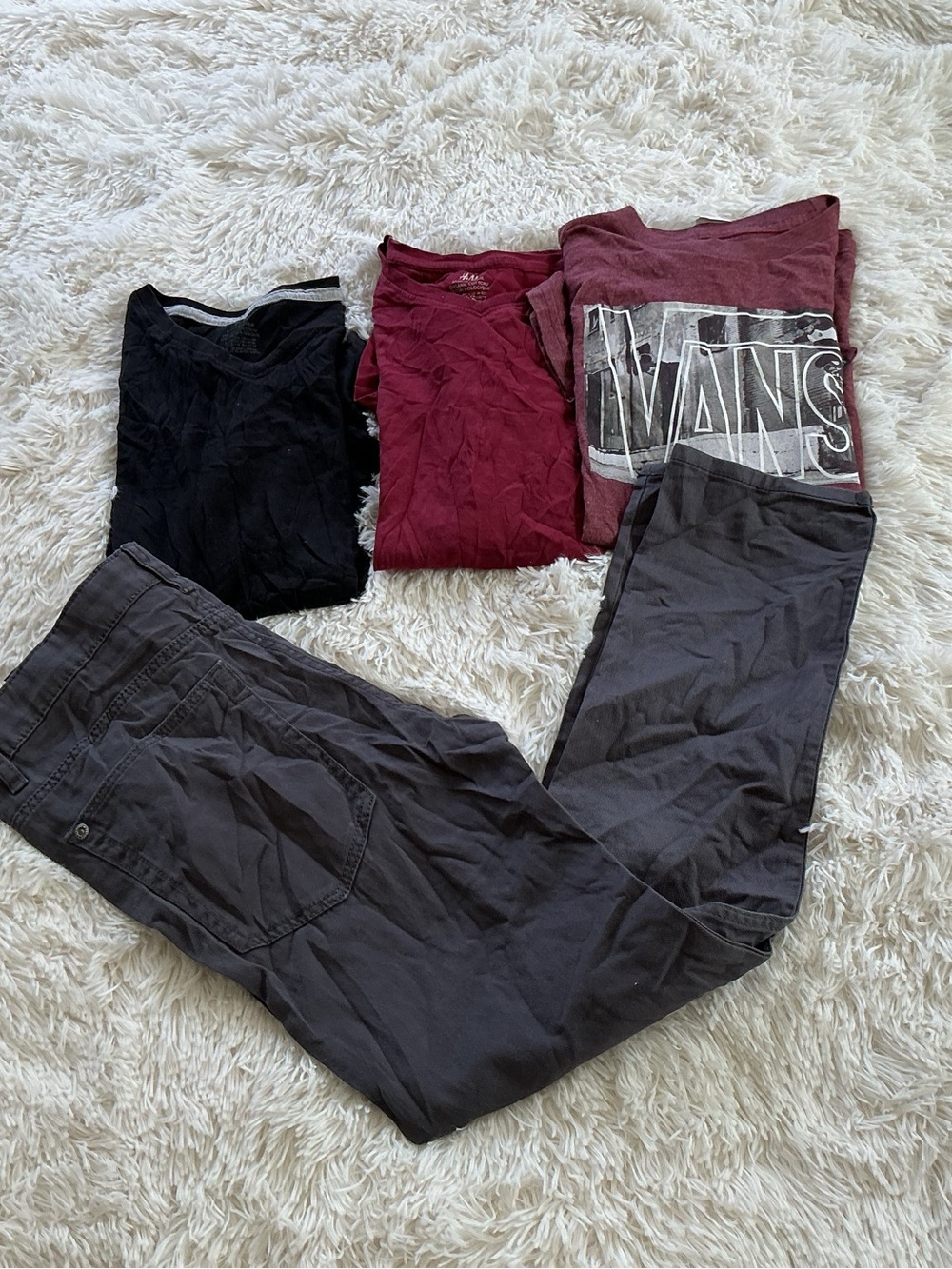 H&M + VANS Boys Size 10-12 Bundle  3 T-shirts 1 Slim Fit Pant